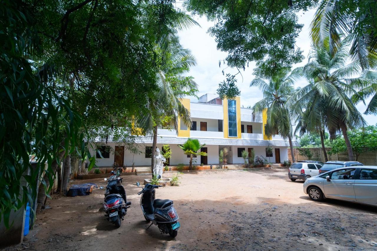 Готель Dwaraka Residency Махабаліпурам Екстер'єр фото