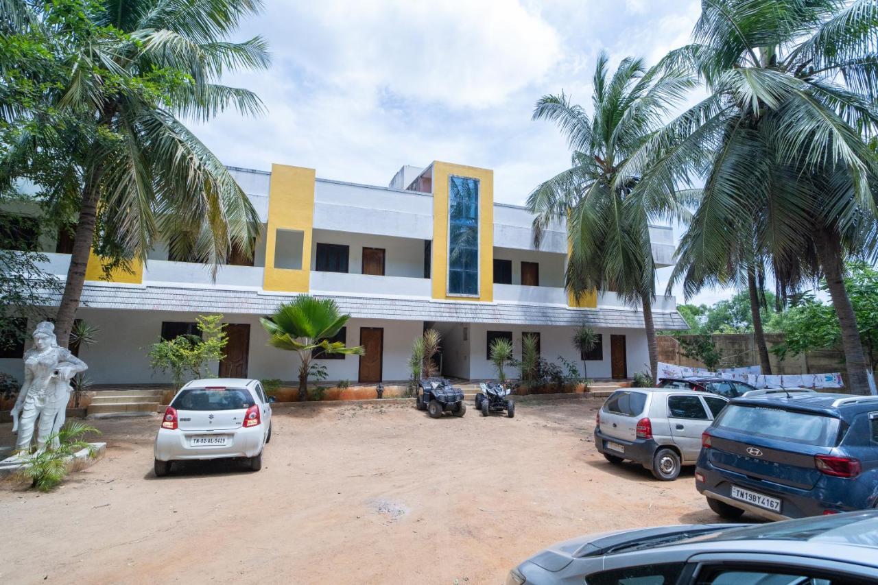 Готель Dwaraka Residency Махабаліпурам Екстер'єр фото